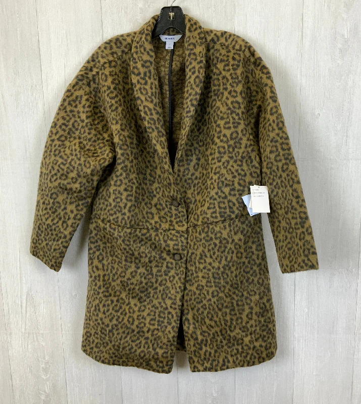 women's coats for those who love to experiment with fashionCoat Faux Fur & Sherpa By Old Navy In Leopard Print, Size: M