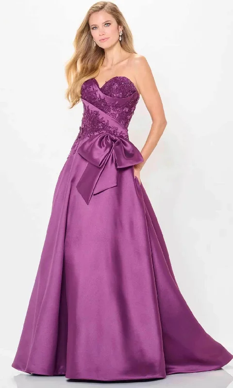 women's sleeveless dressesIvonne D ID6201 - Sweetheart Embellished Evening Gown